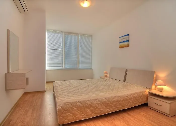 Διαμέρισμα Oasis Pmg Ράβντα