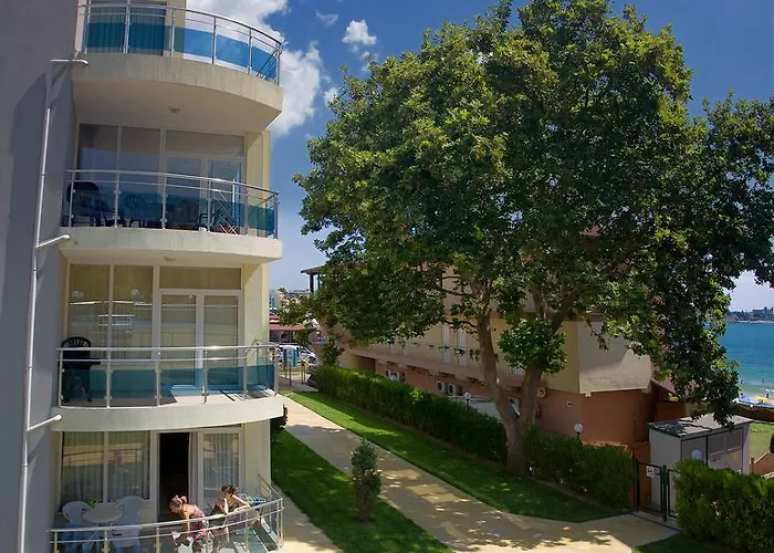 Διαμέρισμα Oasis Pmg Ράβντα